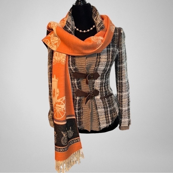 Fabulous Fall Fashion Designer Inspired Scarf/Wrap - Picture 1 of 4